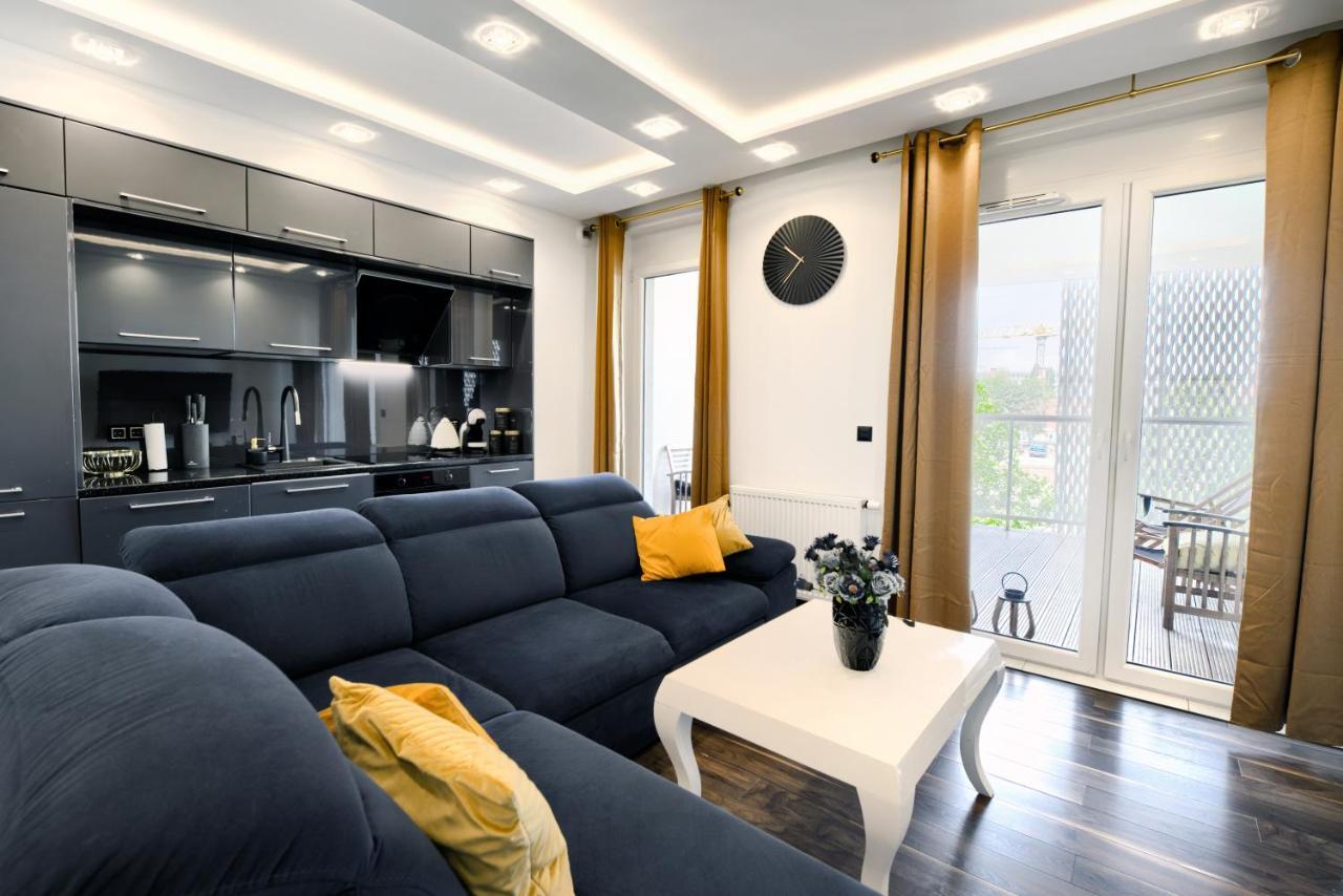 About Art Apartments - Sikorskiego Βρότσλαβ Εξωτερικό φωτογραφία